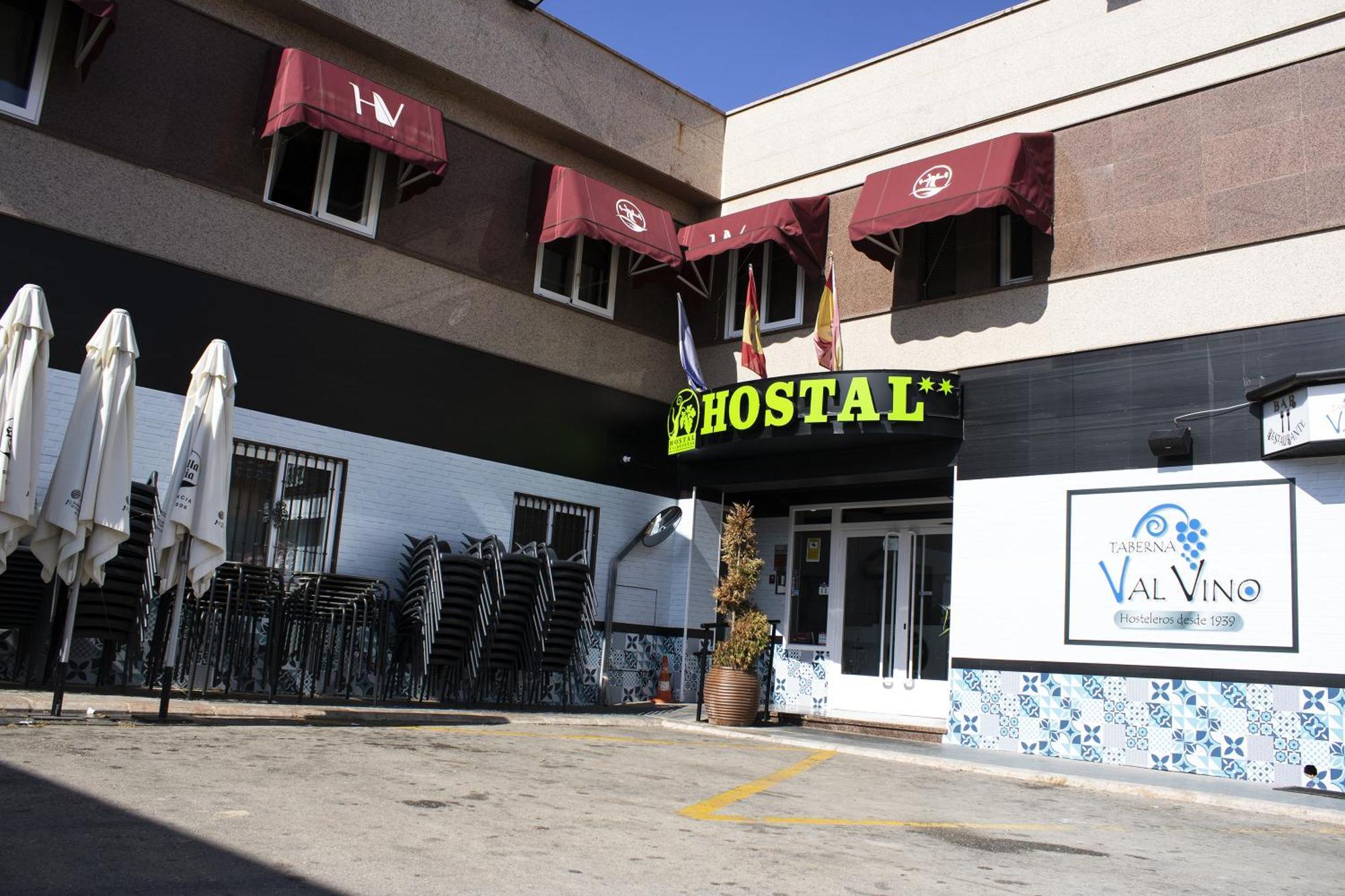 Hostal Valdepenas By Bossh Hotels Eksteriør billede