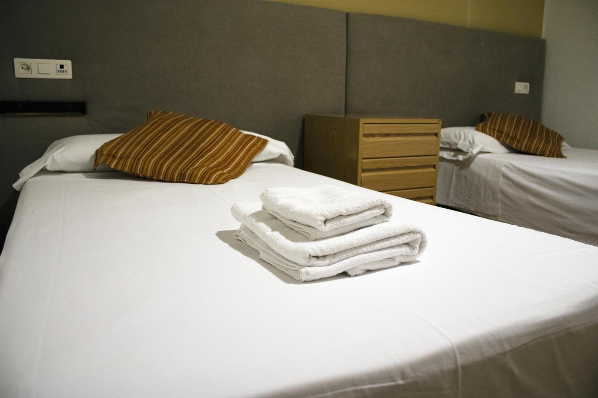 Hostal Valdepenas By Bossh Hotels Eksteriør billede
